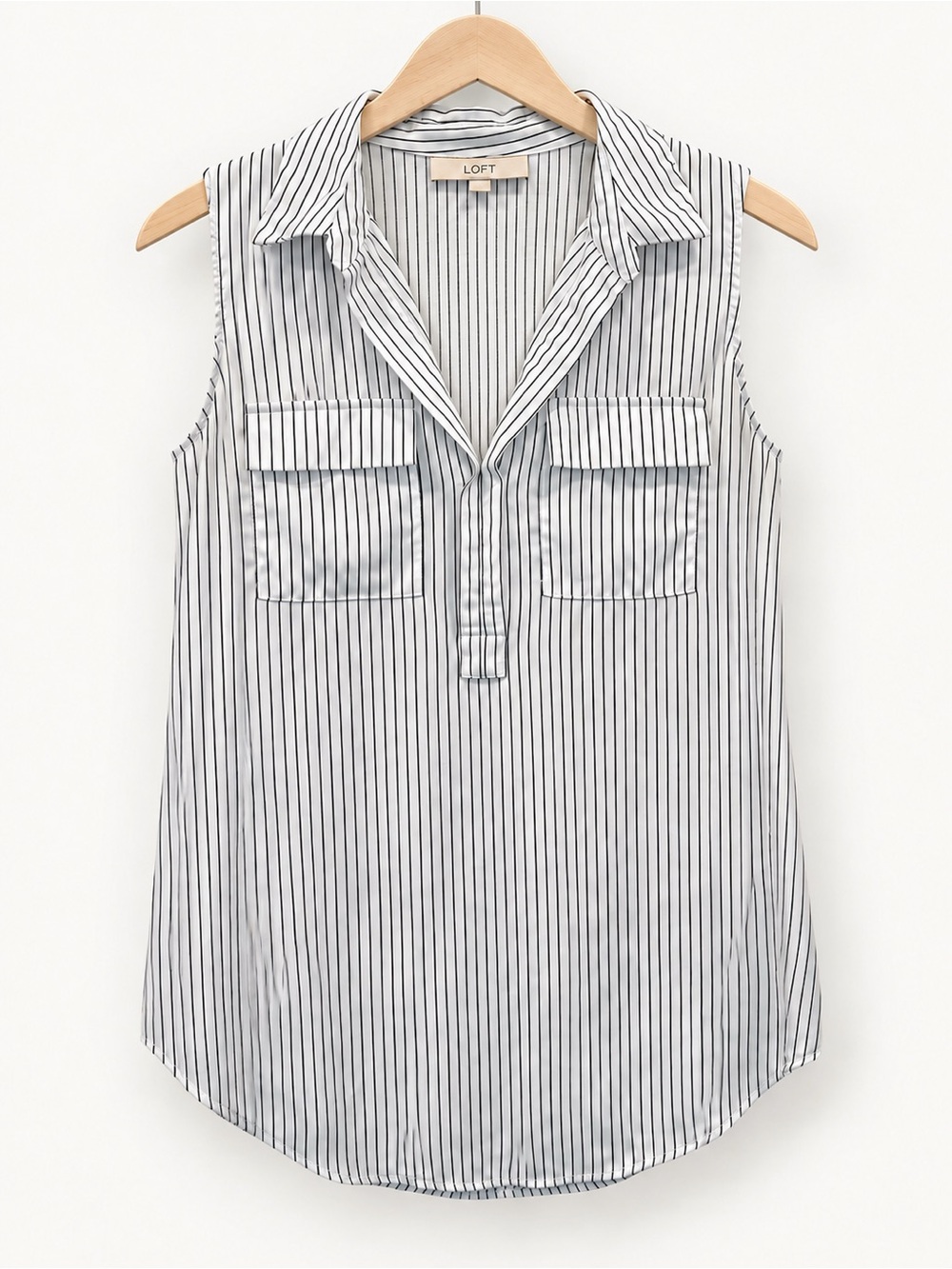 LOFT White Black Pinstripe Sleeveless Blouse Button Placket Size M